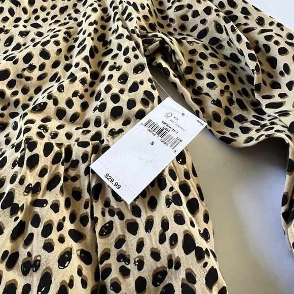 NWT Old Navy Cheetah Print Top - Small - Picture 3 of 6